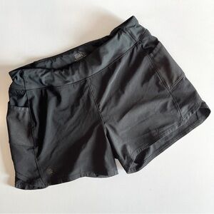 Athleta Girl black shorts record breaker 3" XXL 16 lined pockets running active